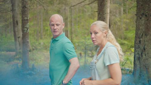 Neste sommer Season 4 Episode 8 - Grave Desecration & After-Work Beer