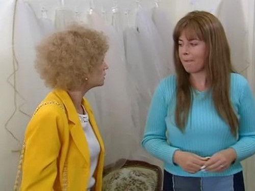 Kath & Kim Season 1 Episode 5 - Old