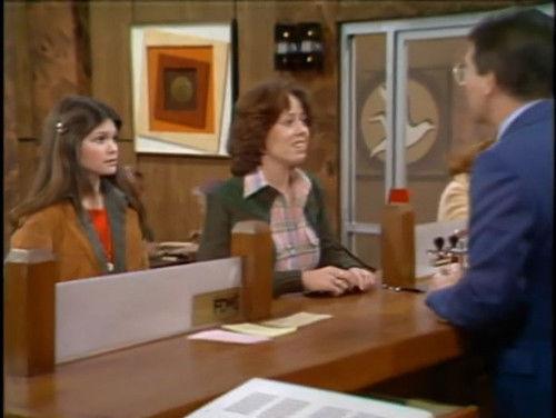 One Day at a Time Season 3 Episode 20 - Take the Money