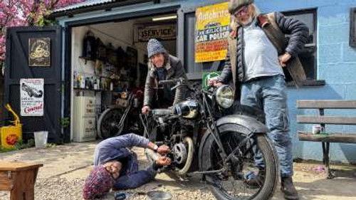 Shed and Buried Season 7 Episode 4 - Episode 4 - Angie & Jon