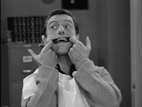 The Dick Van Dyke Show Season 2 Episode 13 - A Man's Teeth Are Not His Own
