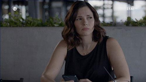 Glykanisos Season 1 Episode 11 - Episode 11