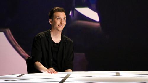 Dans les médias Season 4 Episode 23 - Episode 23