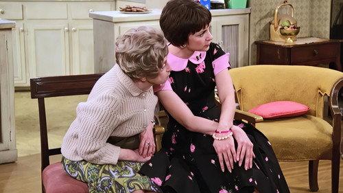 Laverne & Shirley Season 4 Episode 19 - Fire Show