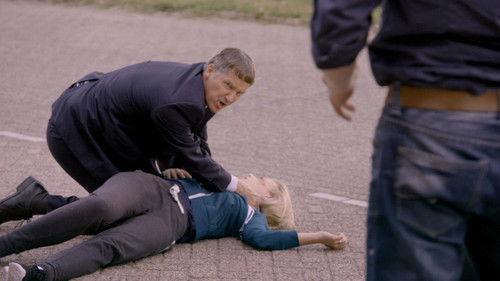 Dokter Tinus Season 4 Episode 13 - Episode 13