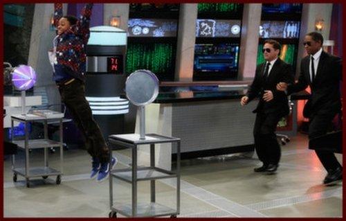 Lab Rats Season 2 Episode 8 - Parallel Universe