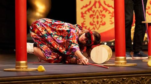 Taskmaster Season 8 Episode 10 - Clumpy Swayey Clumsy Man