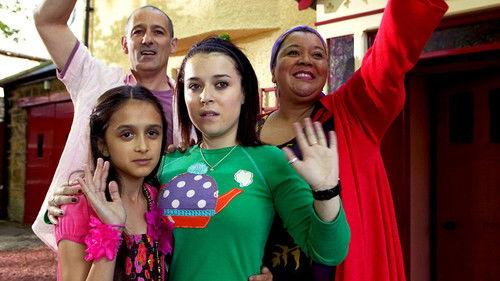 Tracy Beaker Returns Season 1 Episode 5 - Family Values