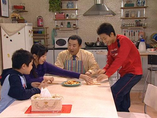 Home with Kids Season 3 Episode 18 - Episode 18