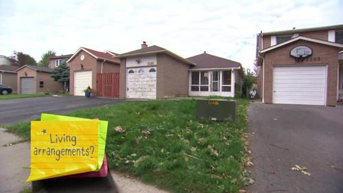 Holmes and Holmes Season 4 Episode 1 - Holmes sweet home pt.1