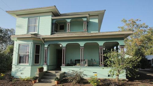 Restored Season 2 Episode 8 - 1900 Victorian Farmhouse