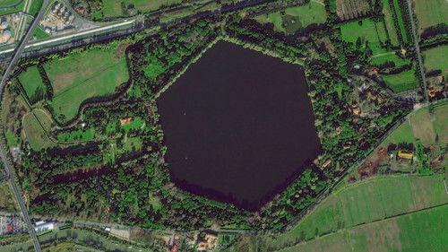 What on Earth? Season 10 Episode 9 - Nuclear Ghost Towns