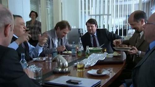 undefined Season 5 Episode 2 - Frau Papenacker