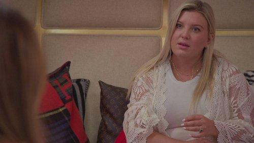 Siesta Key Season 5 Episode 7 - Our Best Friend's Ex-Boyfriend's Shirt