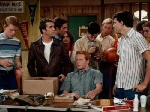 Happy Days Season 3 Episode 16 - Fonzie the Salesman