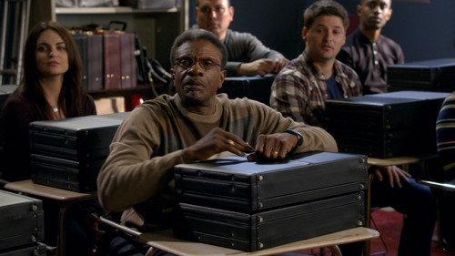 Community Season 6 Episode 9 - Grifting 101