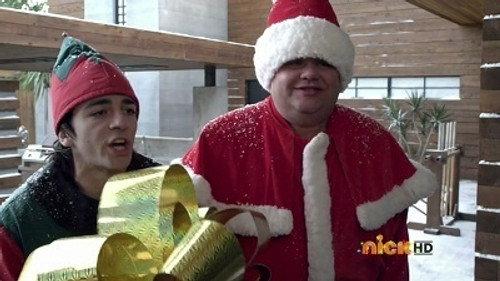undefined Season 19 Episode 22 - Stuck on Christmas