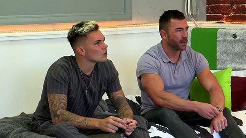 Geordie Shore Season 20 Episode 1 - Shake Ups & Break Ups!