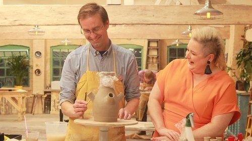 The Great Pottery Throw Down Season 6 Episode 10 - The Final: Pyramid Vase and Sgraffito Globe