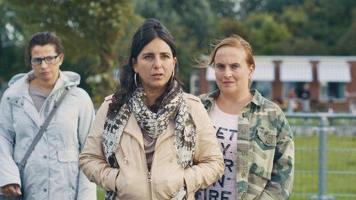 Football Parents Season 1 Episode 1 - The Newcomers