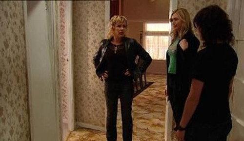 Outrageous Fortune Season 3 Episode 7 - I Dare Damnation