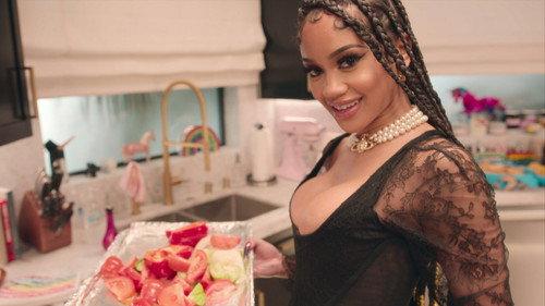 Cooking with Paris Season 1 Episode 2 - Taco Night with Saweetie