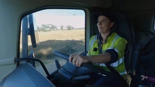 Outback Truckers Season 10 Episode 6 - Episode 6