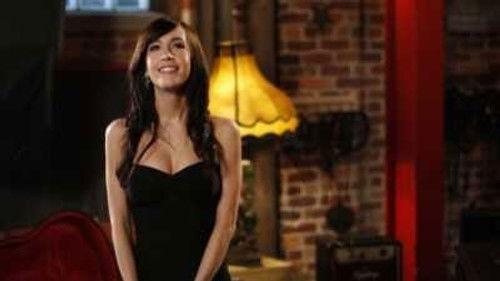 One Tree Hill Season 6 Episode 14 - A Hand to Take Hold of the Scene