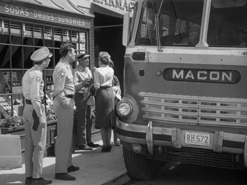 undefined Season 2 Episode 30 - Cousin Virgil