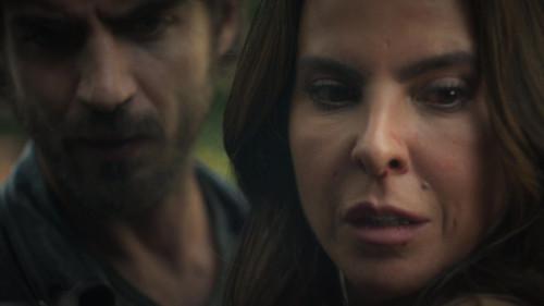 Volver a caer Season 1 Episode 1 - A Second and a Half