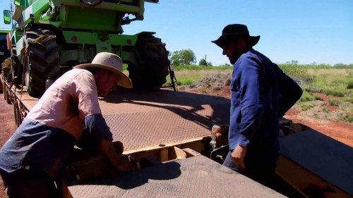 Outback Truckers Season 4 Episode 13 - Episode 13