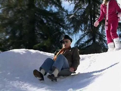 The Girls Next Door Season 3 Episode 1 - Snow Place Like Home