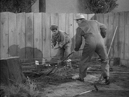The Abbott and Costello Show Season 2 Episode 9 - From Bed to Worse