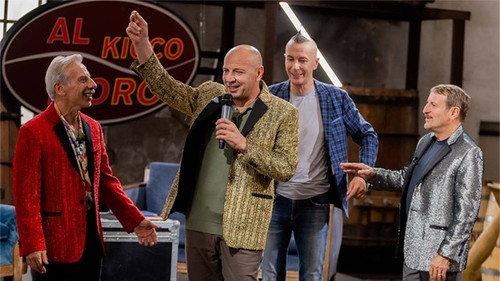Abbiamo fatto 30... Season 1 Episode 1 - Episode 1