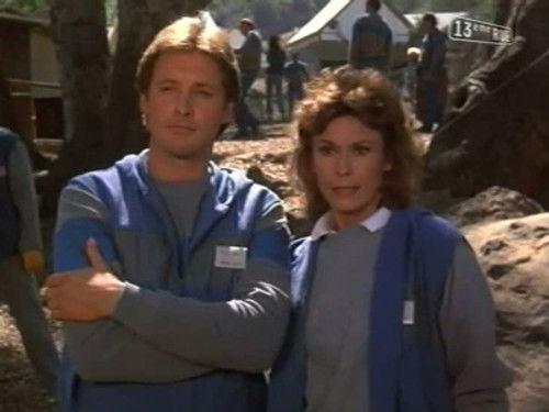 Scarecrow and Mrs. King Season 2 Episode 9 - A Class Act