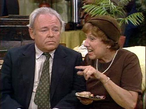 All in the Family Season 8 Episode 3 - Cousin Liz