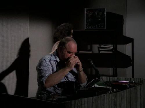 Hawaii Five-O Season 8 Episode 22 - The Capsule Kidnapping