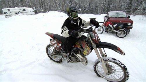 Ice Road Truckers Season 4 Episode 1 - Breaking Through