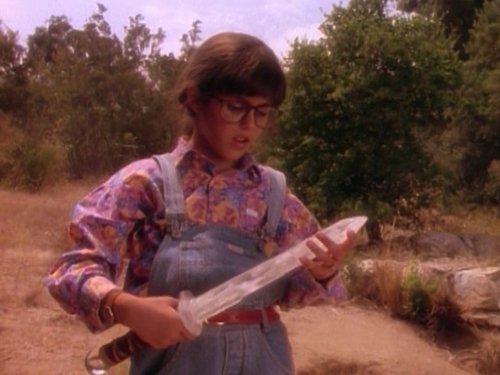 Land of the Lost Season 1 Episode 5 - The Crystal