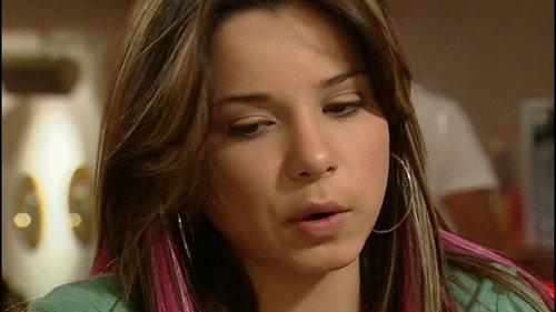 Rebelde Season 2 Episode 19 - Donativo de ropa
