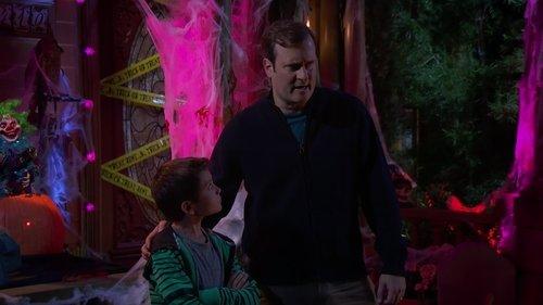 Liv and Maddie Season 1 Episode 5 - Kang-A-Rooney