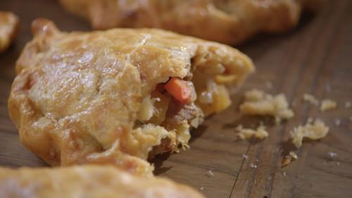 Girl Meets Farm Season 7 Episode 5 - Fondue Party