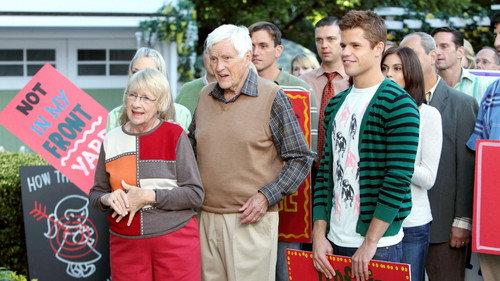 undefined Season 7 Episode 10 - Down the Block There's a Riot