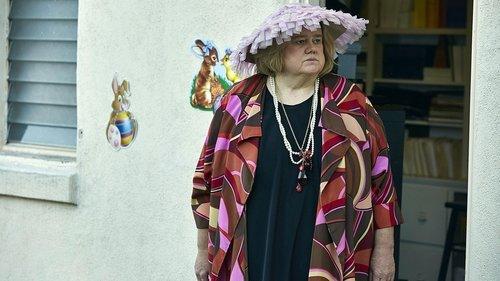 Baskets Season 1 Episode 4 - Easter in Bakersfield