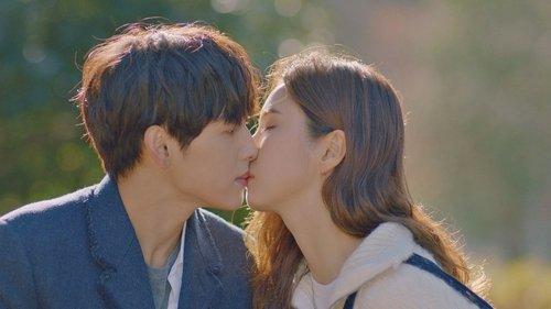 Run On Season 1 Episode 10 - Are Ms. Oh Mi-joo's feelings really romantic? I think so.