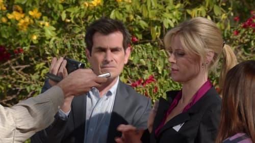 Modern Family Season 3 Episode 19 - Election Day