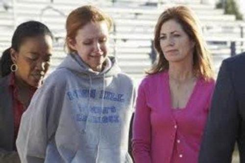 undefined Season 1 Episode 3 - Helping Hand