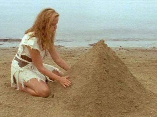 Ocean Girl Season 4 Episode 2 - The Mysterious Pyramid