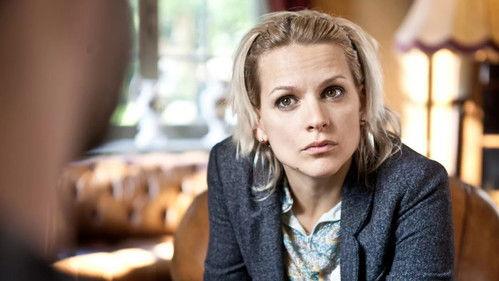 Code 37 Season 3 Episode 7 - Gigolo