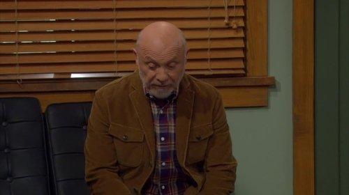 Last Man Standing Season 2 Episode 12 - Quarterback Boyfriend